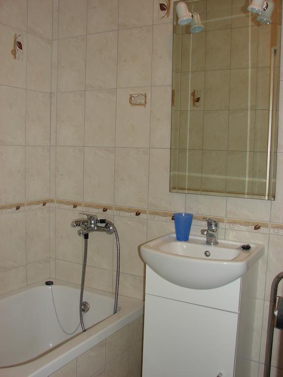 Bruna Apartment Rab Town Room photo